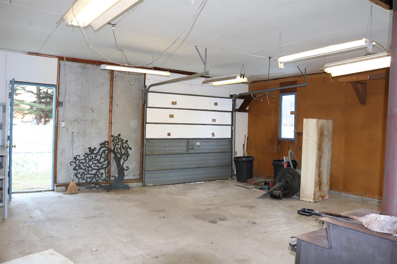 5221 North Luce Road Alma, MI 48801 - Photo 23 of 30 1854956-25.JPG
