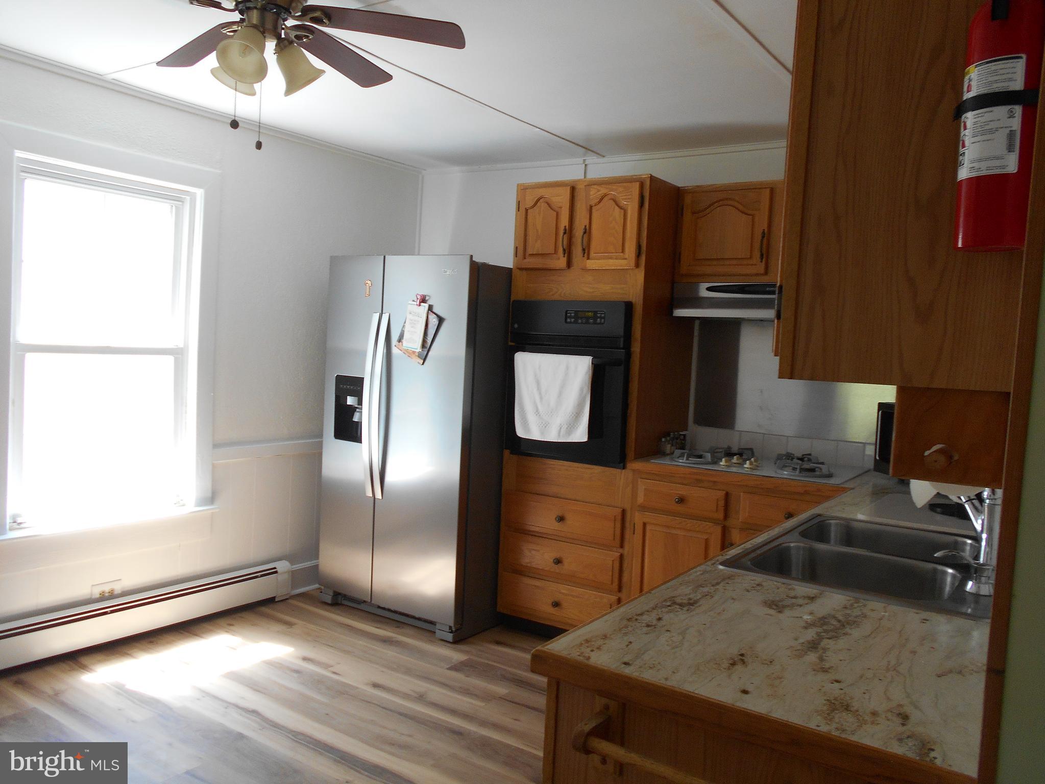 5841 Hudson Wharf Road Cambridge, MD 21613 - Photo 4 of 45 Stainless refrigerator