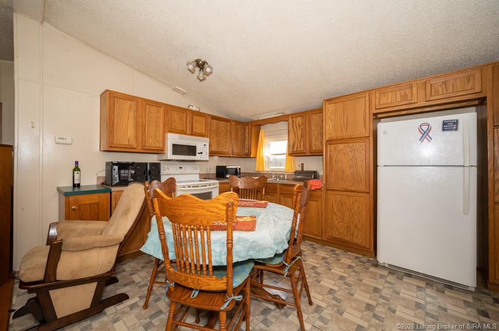 29606 Green Road Borden, IN 47106 - Photo 18 of 35 Gallery Image 18
