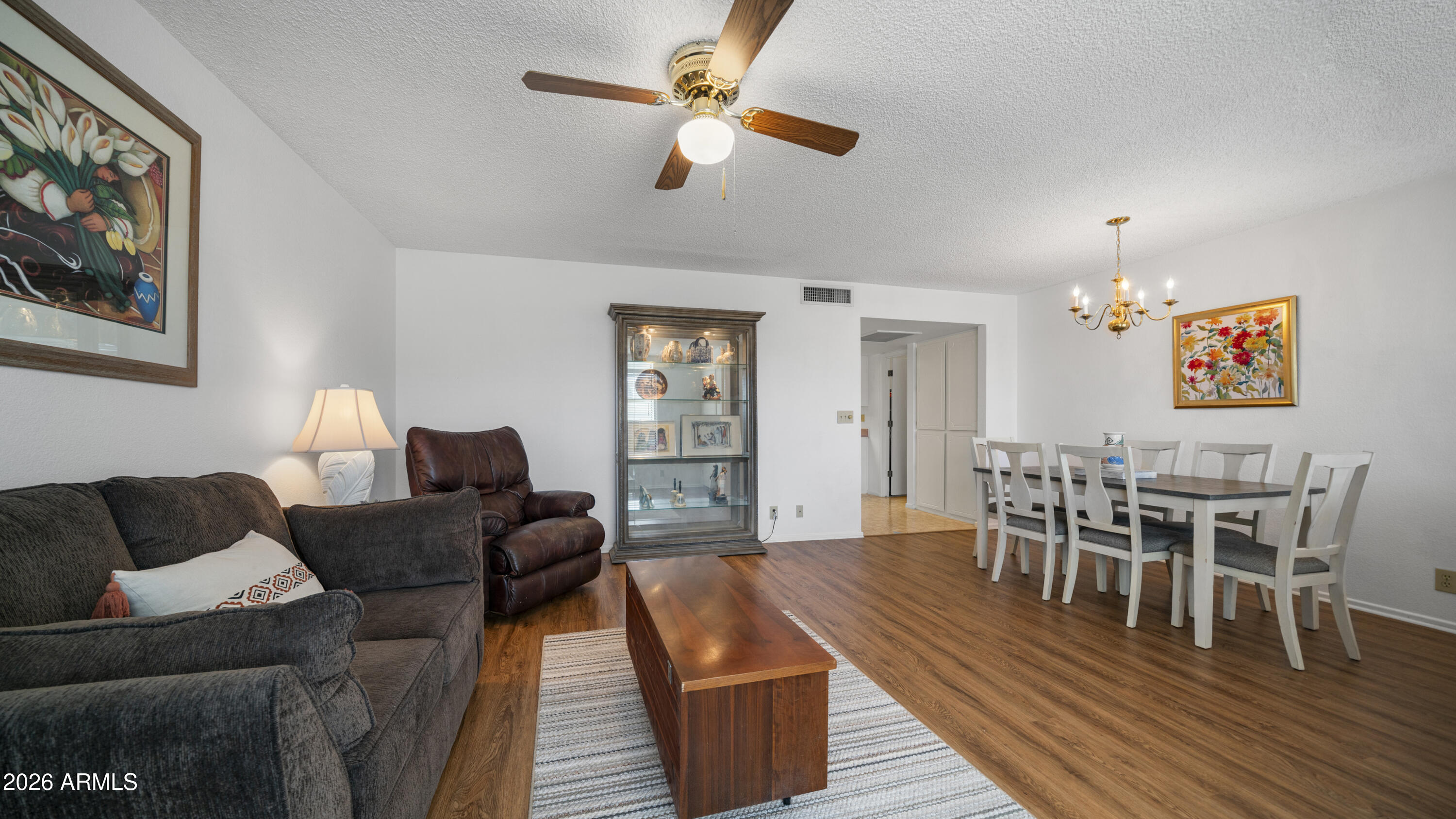 520 South Greenfield Road, Unit 22 Mesa, AZ 85206 - Photo 6 of 36 Living Room
