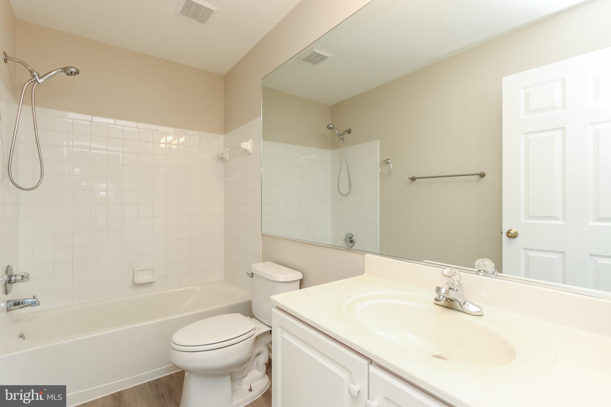 11244 Country Club Road New Market, MD 21774 - Photo 24 of 45 Hall Bath
