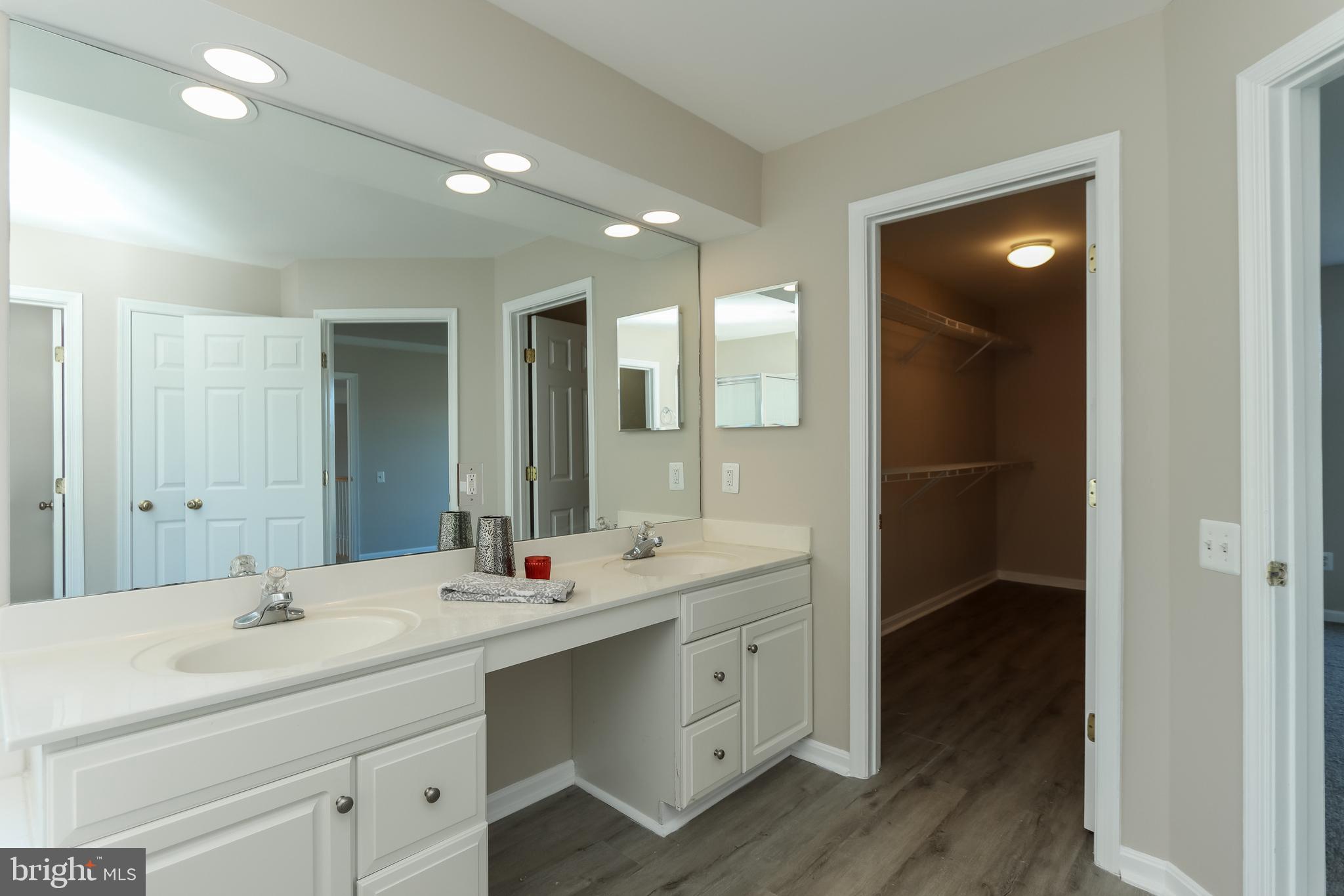 11244 Country Club Road New Market, MD 21774 - Photo 29 of 45 Primary Bath