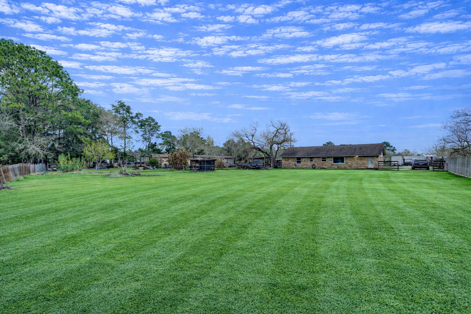 7706 Colston Place Santa Fe, TX 77510 - Photo 15 of 16 a view of building with outdoor space