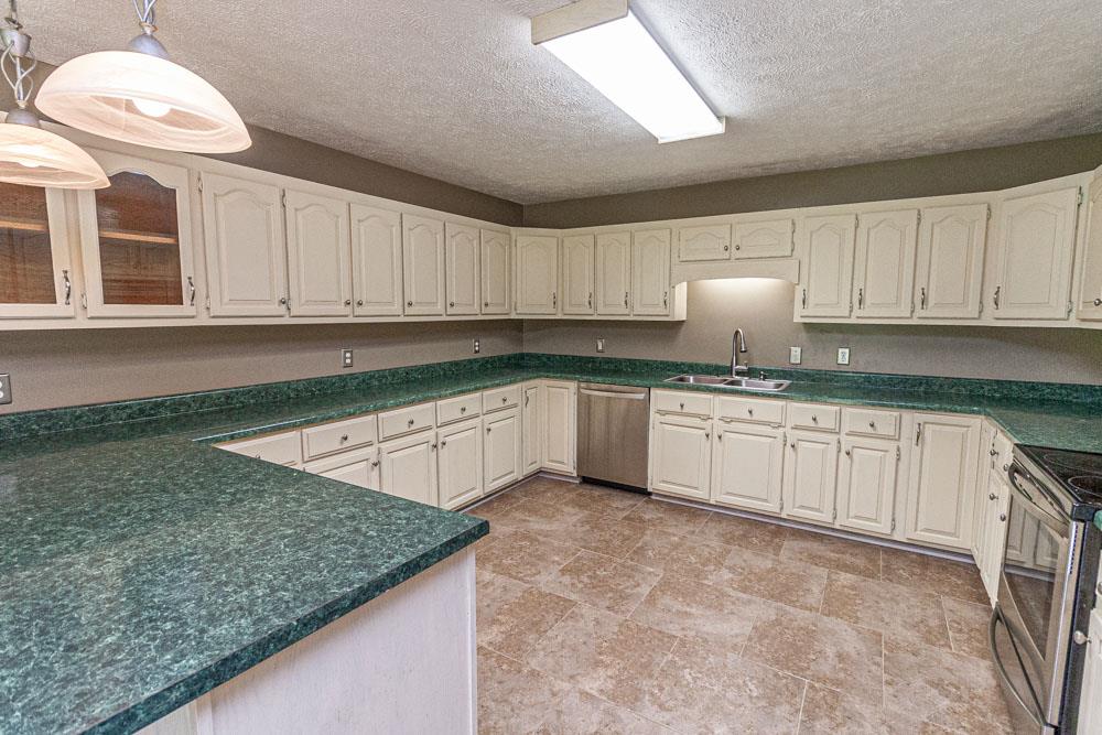 4286 Bethesda-Purdy Road Selmer, TN 38375 - Photo 6 of 21 Gallery Image 6
