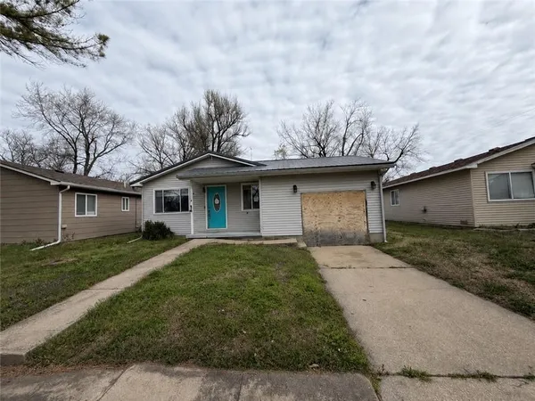 $64,900 | 518 West 4th Street, Eureka, KS 67045