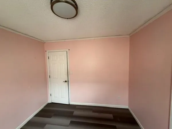 $74,900 | 518 West 4th Street, Eureka, KS 67045