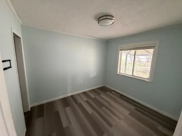 $74,900 | 518 West 4th Street, Eureka, KS 67045