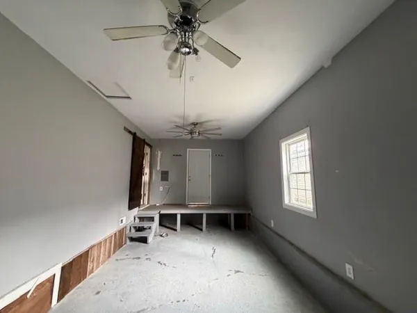 $74,900 | 518 West 4th Street, Eureka, KS 67045