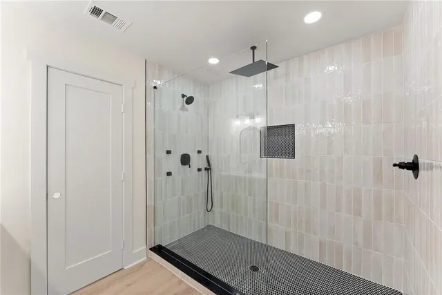 $450,000 | 180 Llewellyn Street, Clarkesville, GA 30523