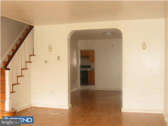 6741 Rutland Street Philadelphia, PA 19149 - Photo 2 of 12 Living Room