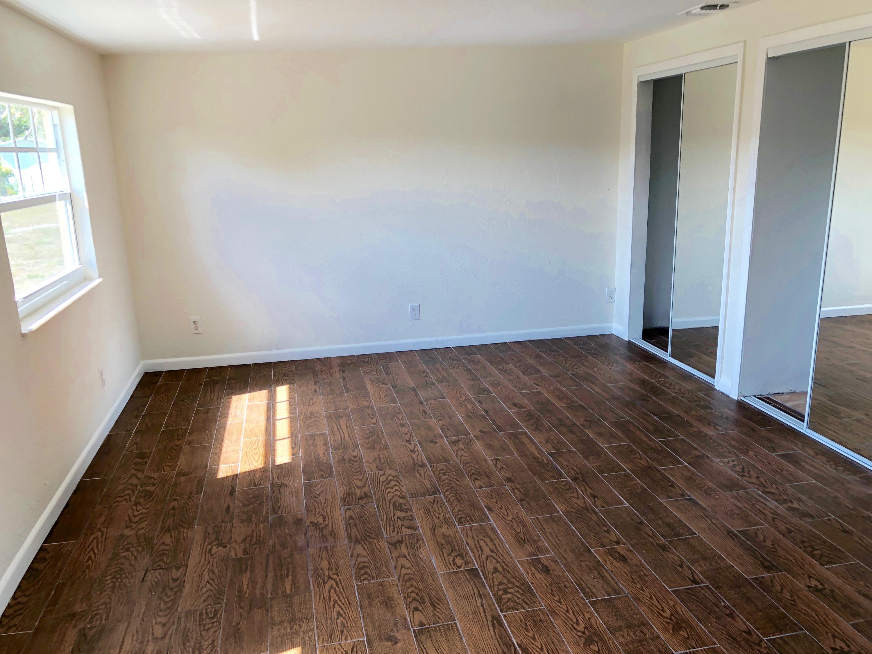 631 West 35th Street Riviera Beach, FL 33404 - Photo 3 of 7 631 W 35th St