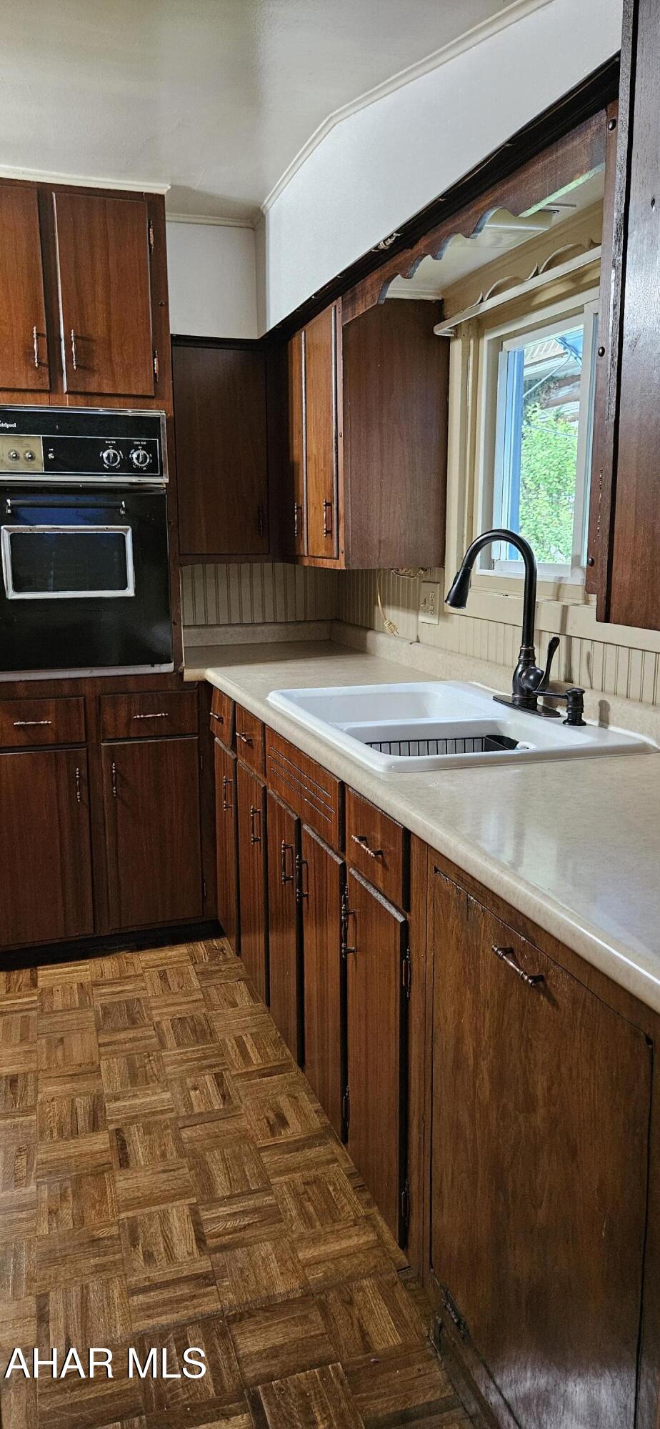 1016 Frankstown Road Altoona, PA 16602 - Photo 3 of 10