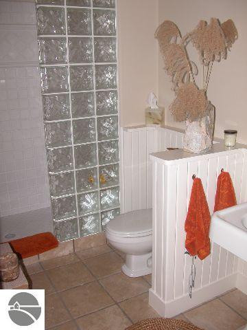 117 North Stony Point Road Suttons Bay, MI 49682 - Photo 9 of 9 1657634-8.JPG