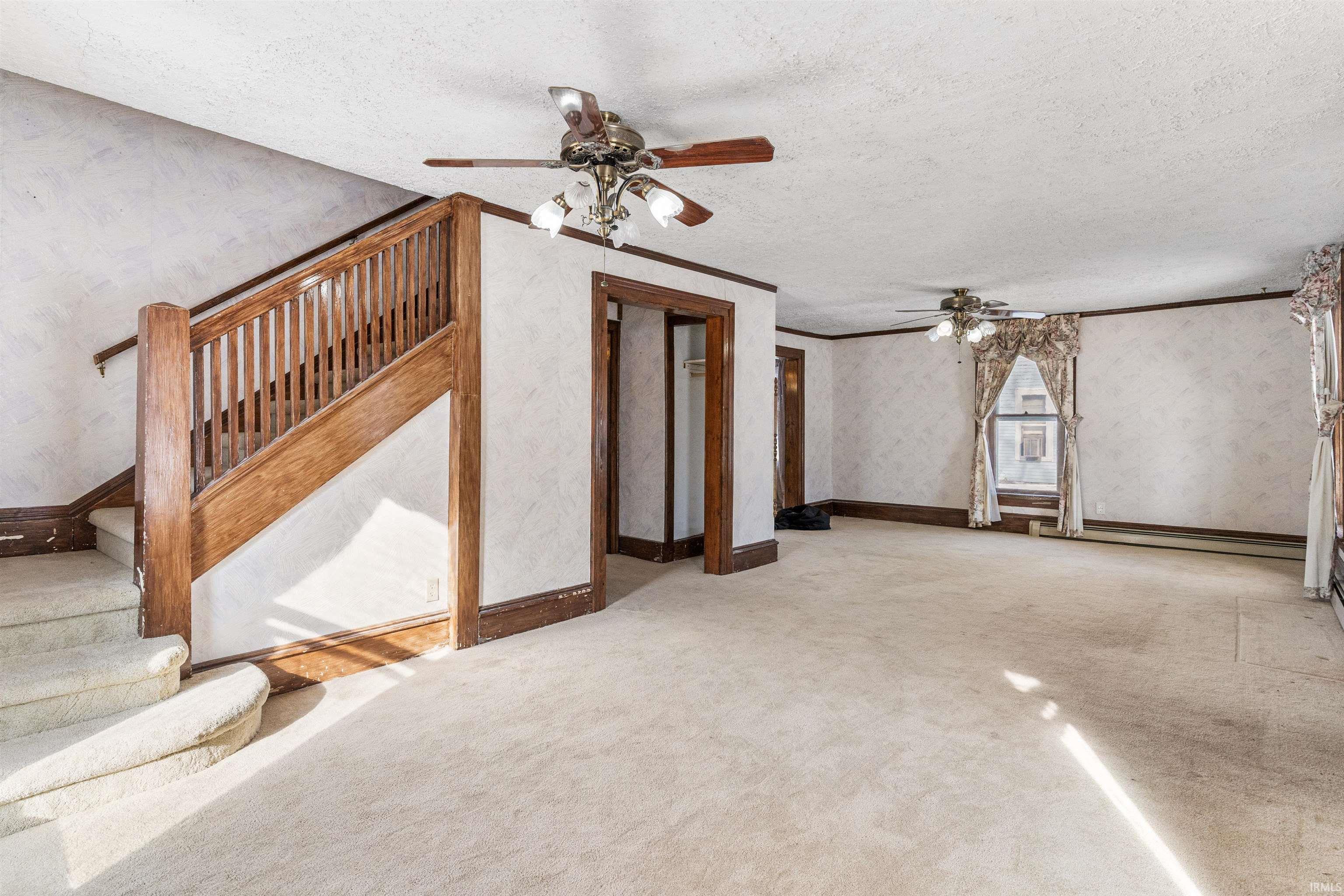 418 South Main Street Monticello, IN 47960 - Photo 2 of 19