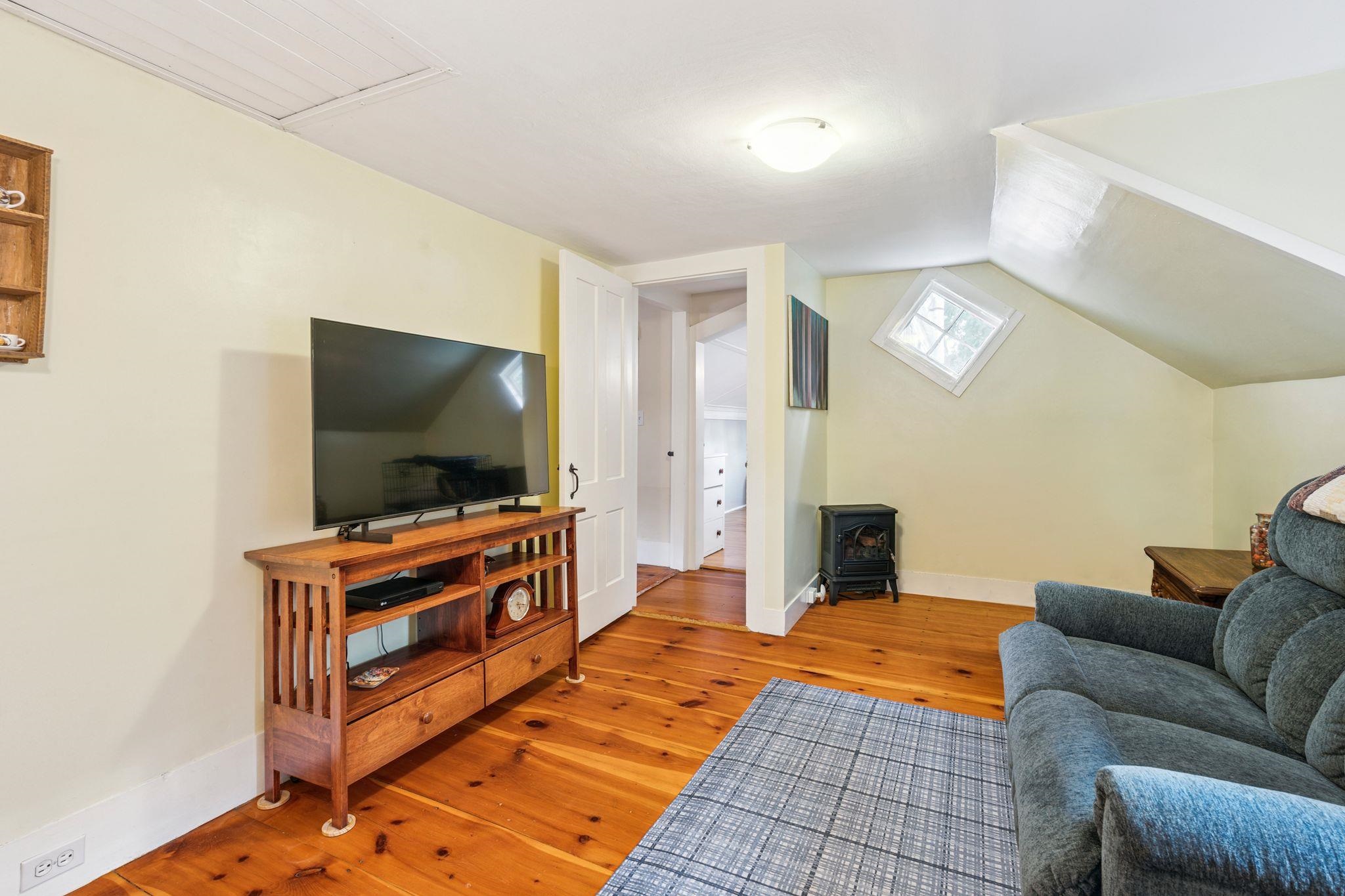 35 Maple Street Wilton, NH 03086 - Photo 22 of 35 Gallery Image 22