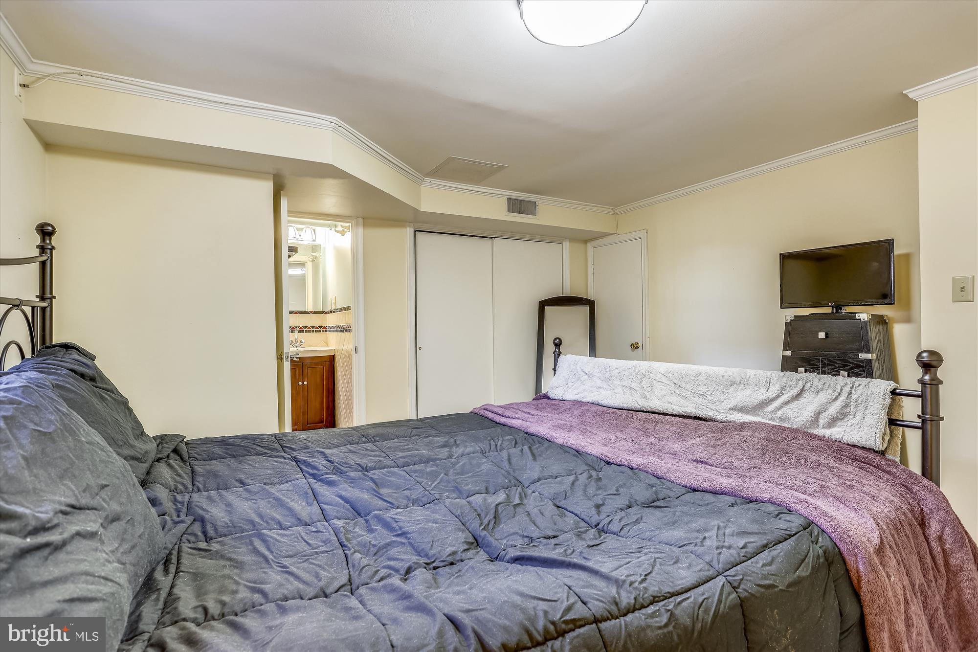 2513 Spencer Road Silver Spring, MD 20910 - Photo 16 of 28 Bedroom