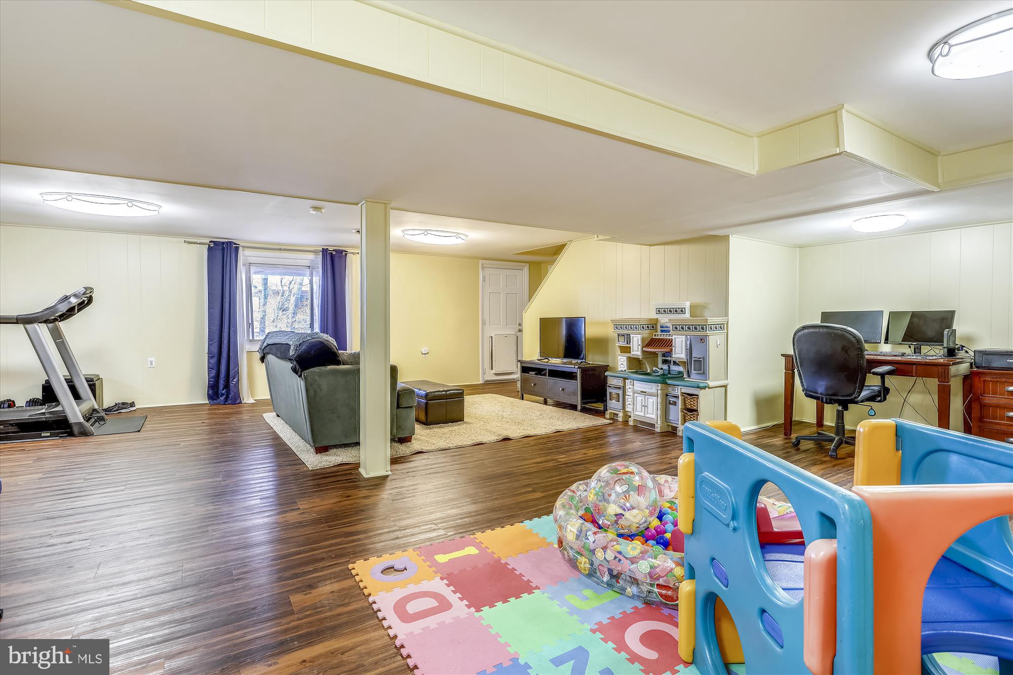 2513 Spencer Road Silver Spring, MD 20910 - Photo 10 of 28 Family Room