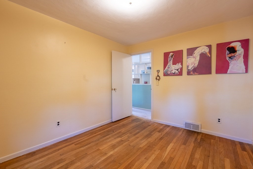 29 Pinebrook Drive Springfield, MA 01129 - Photo 17 of 32