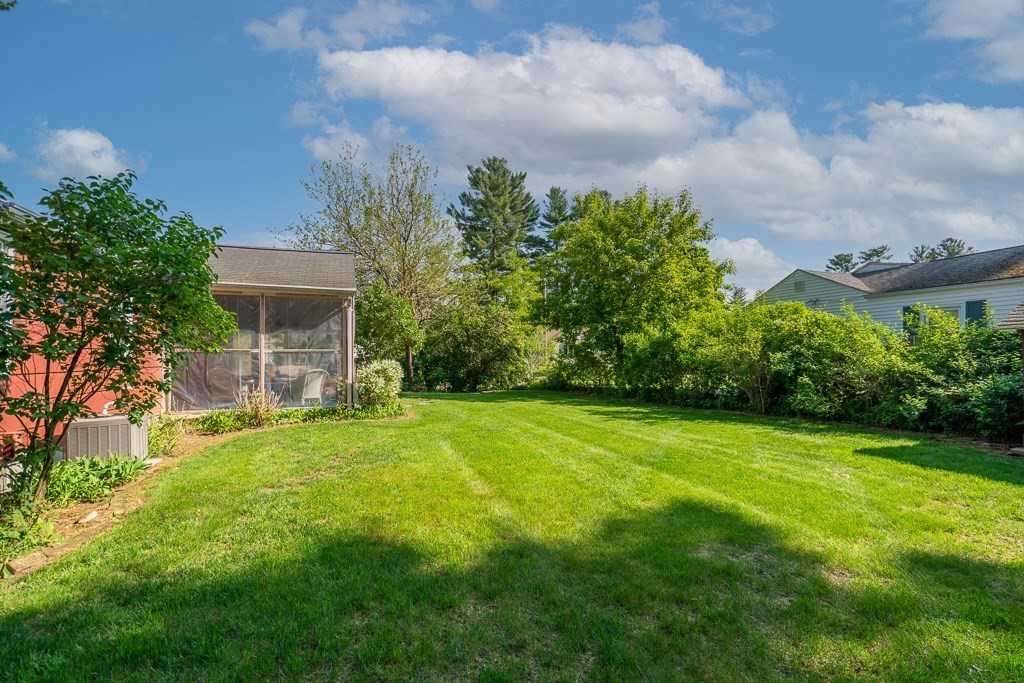 29 Pinebrook Drive Springfield, MA 01129 - Photo 30 of 32