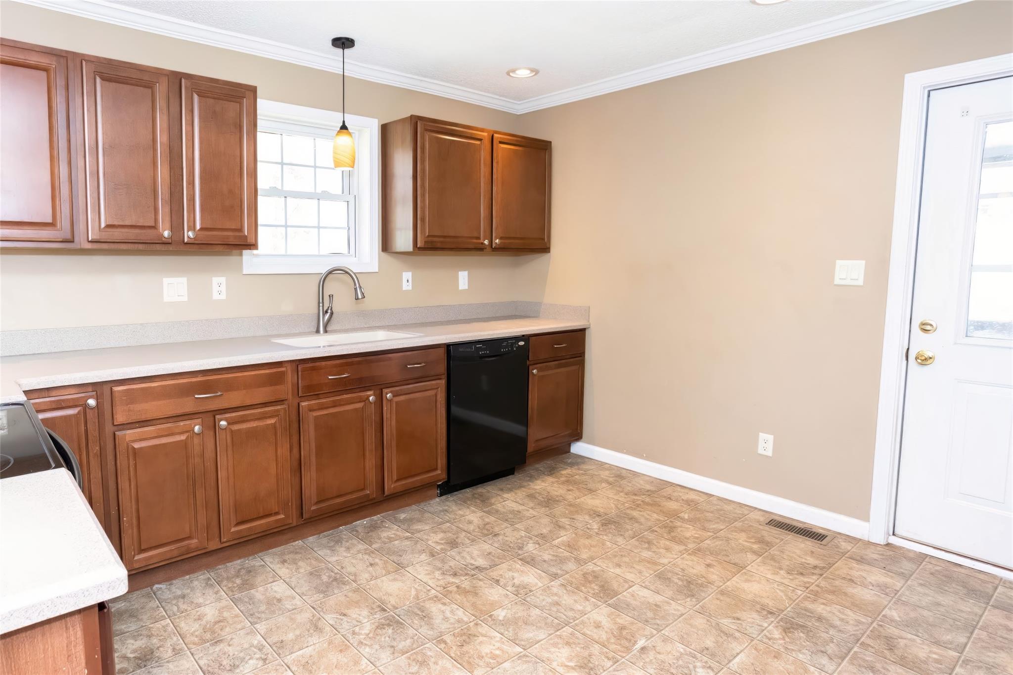 309 River Point Road Canton, NC 28716 - Photo 12 of 45 Gallery Image 12