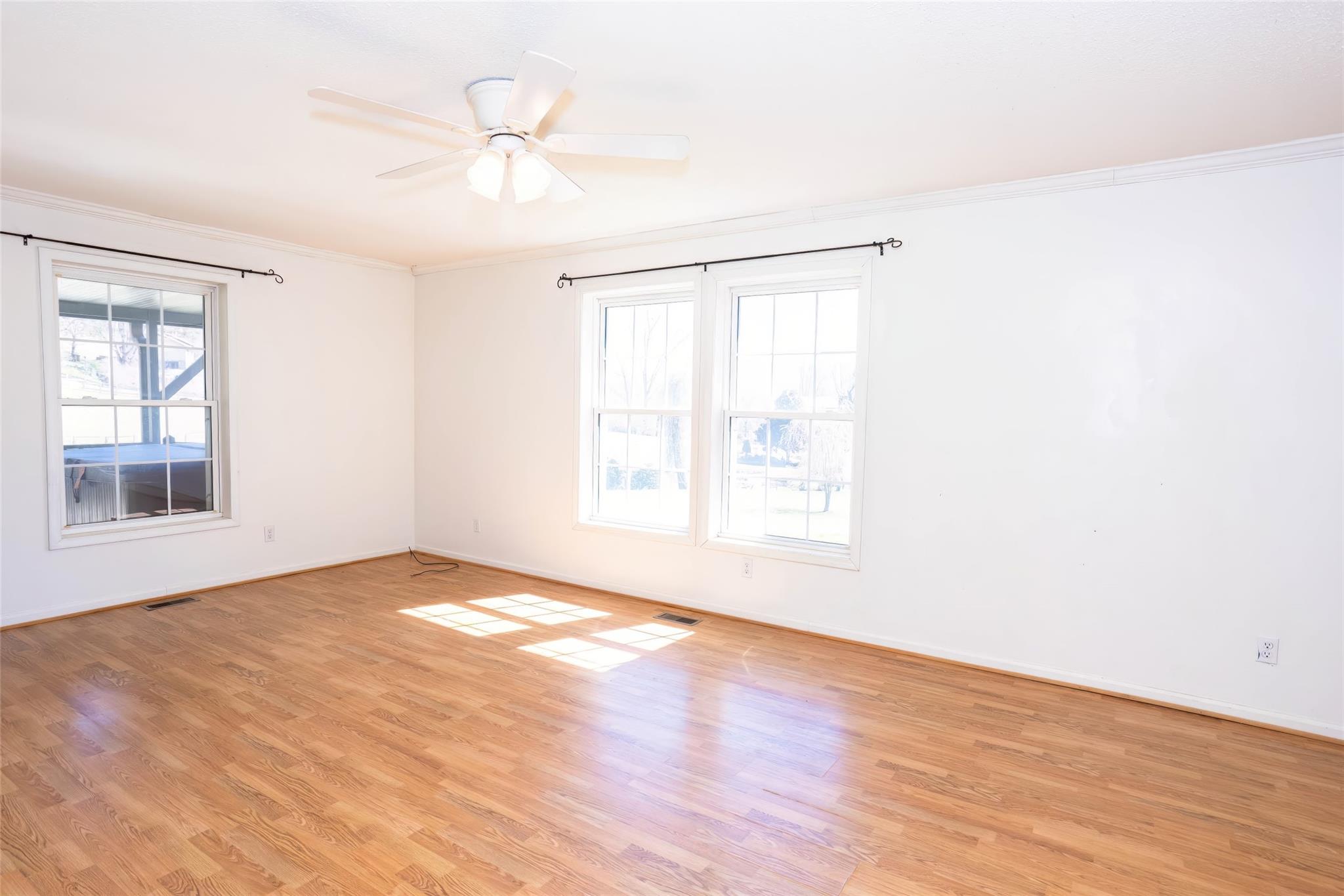 309 River Point Road Canton, NC 28716 - Photo 4 of 45 Gallery Image 4