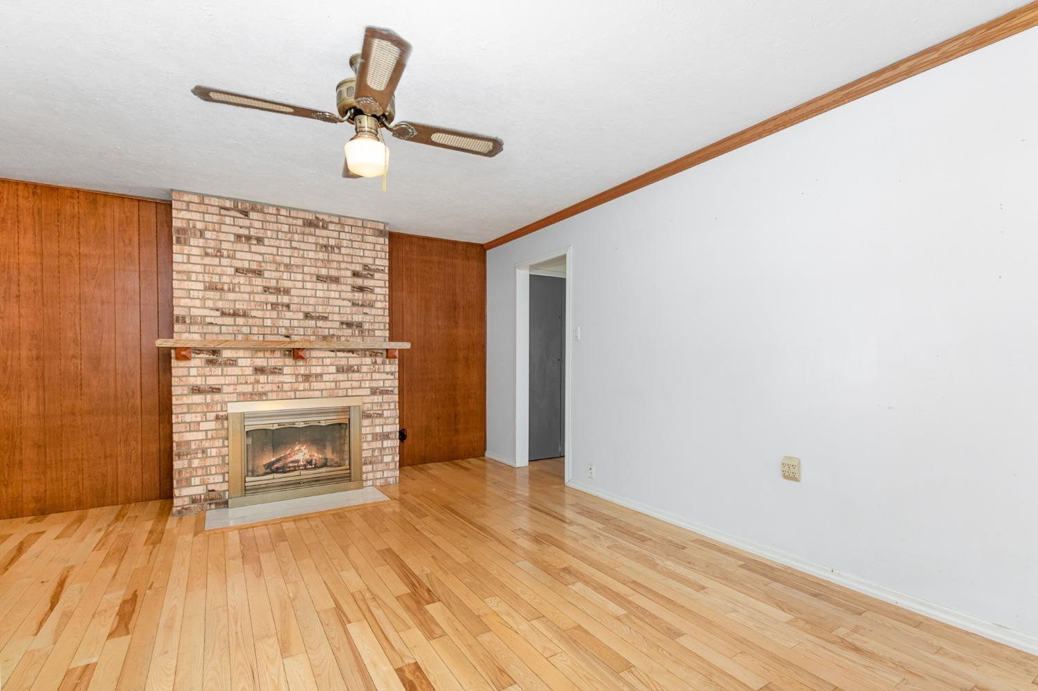 775-1 Fox River Road Valparaiso, IN 46385 - Photo 4 of 31 1500x999