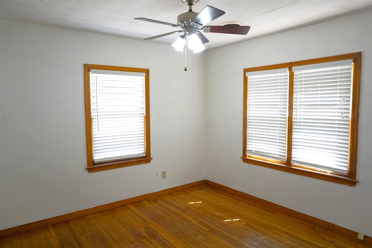 711 Maple Street Perry, OK 73077 - Photo 10 of 26 Gallery Image 10