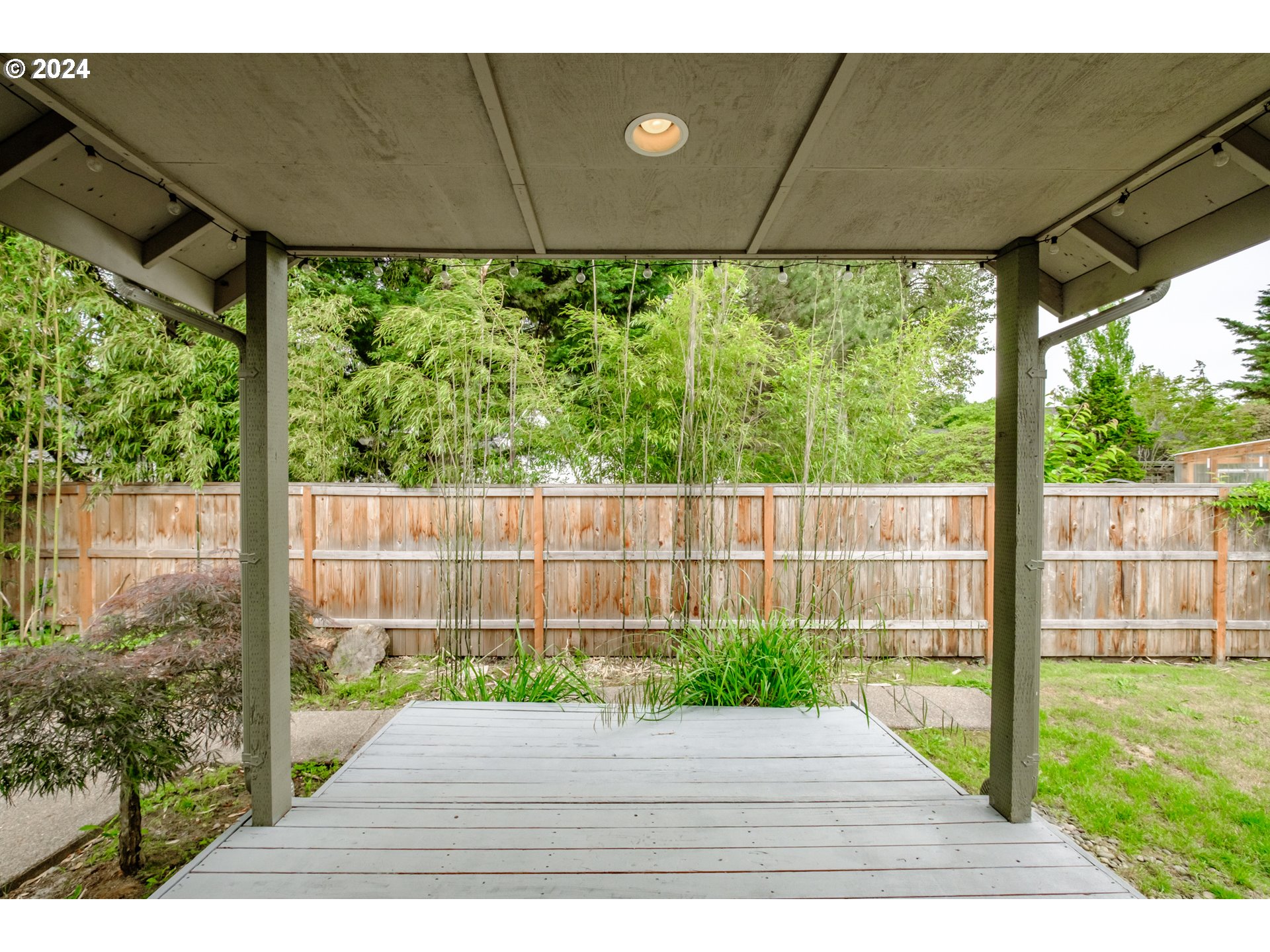 4436 Spring Meadow Avenue Eugene, OR 97404 - Photo 32 of 36 Gallery Image 32