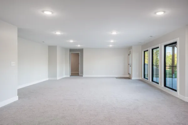 $586,501 | 5249 North Hampton Street, Bel Aire, KS 67226