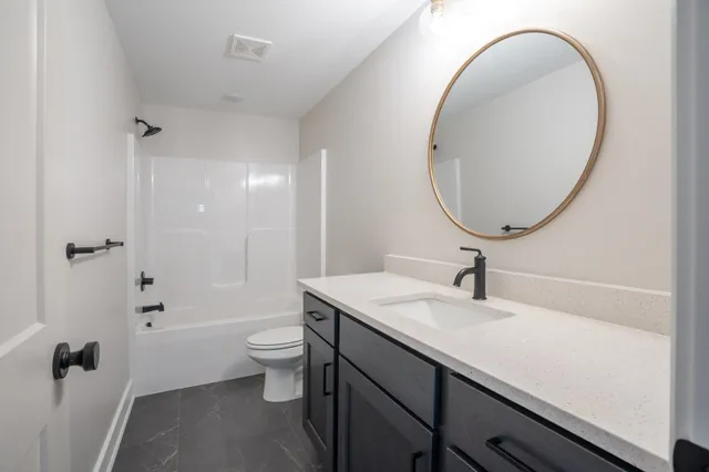 $586,501 | 5249 North Hampton Street, Bel Aire, KS 67226