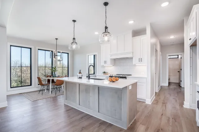 $586,501 | 5249 North Hampton Street, Bel Aire, KS 67226