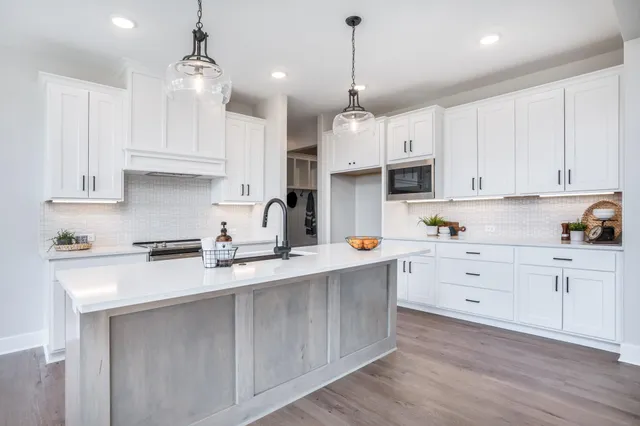 $586,501 | 5249 North Hampton Street, Bel Aire, KS 67226