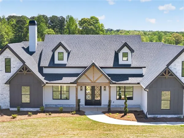 $804,900 | 735 Lake Cir Road, Buchanan, GA 30113