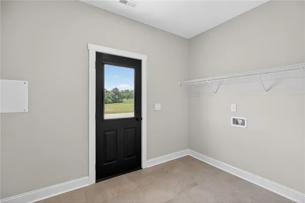 $804,900 | 735 Lake Cir Road, Buchanan, GA 30113
