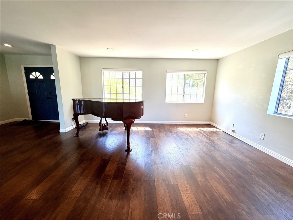 4214 Barrett Road Los Angeles, CA 90032 - Photo 9 of 29