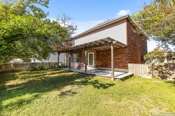 $379,900 | 1687 Fir Circle, Schertz, TX 78154