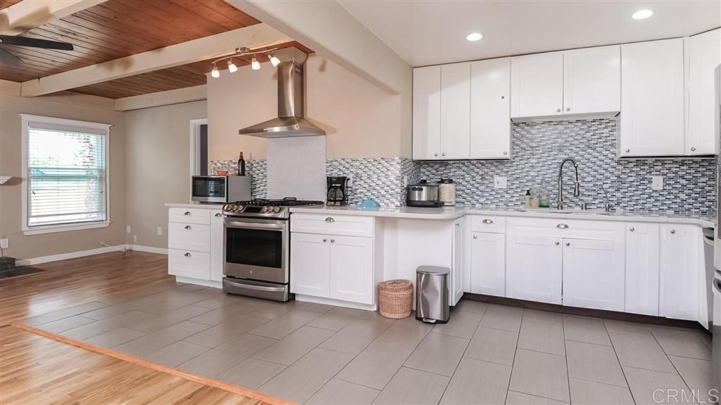 725 Hillsview Road El Cajon, CA 92020 - Photo 7 of 24 Gallery Image 7