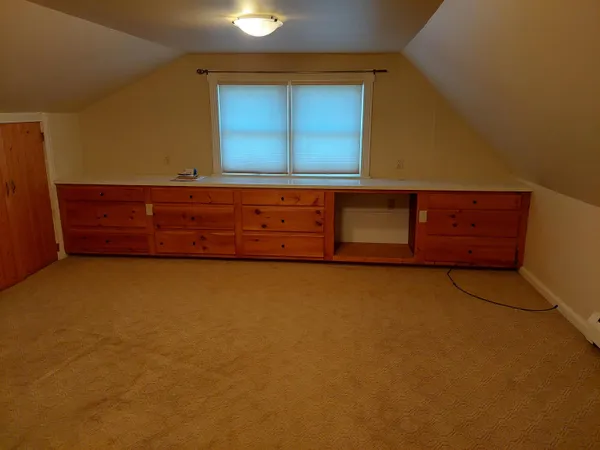 $2,100 | 3292 Vermont Rte 100, Londonderry, VT 05155