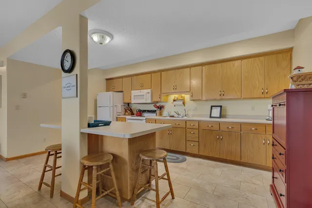 $3,800 | 11610 44th Street Northeast, Spicer, MN 56288