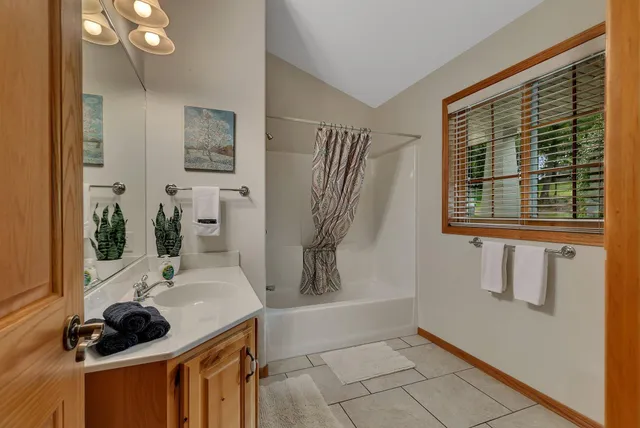 $3,800 | 11610 44th Street Northeast, Spicer, MN 56288