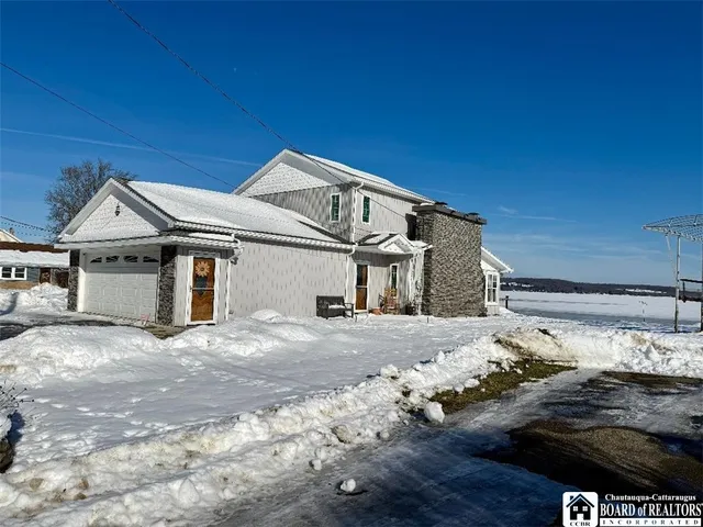 $629,000 | 2404 Lakeside Drive, Busti, NY 14710