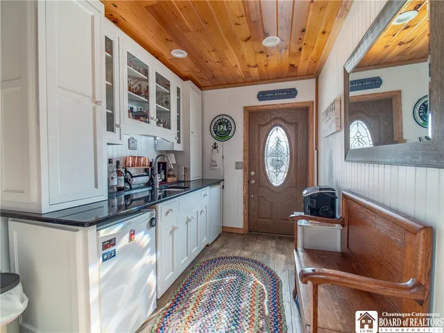 $629,000 | 2404 Lakeside Drive, Busti, NY 14710