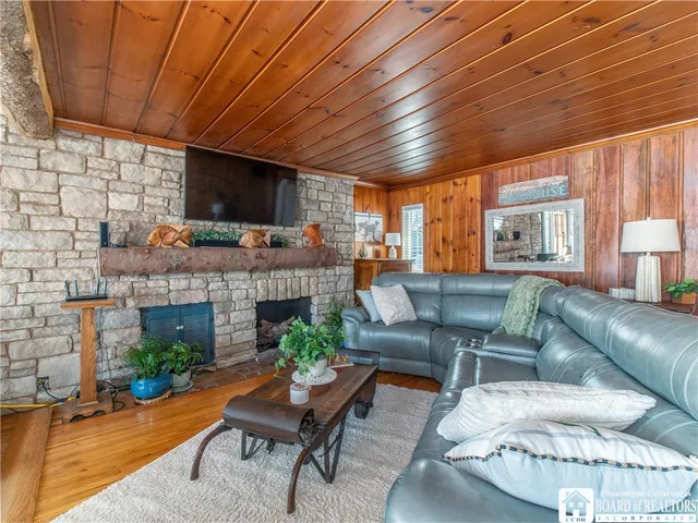 $629,000 | 2404 Lakeside Drive, Busti, NY 14710