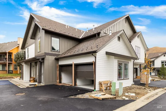 $2,750,000 | 2010 Wimbledon Court, Hailey, ID 83333