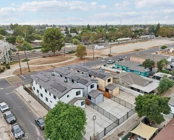 $3,500 | 10422 Graham Avenue, Los Angeles, CA 90002