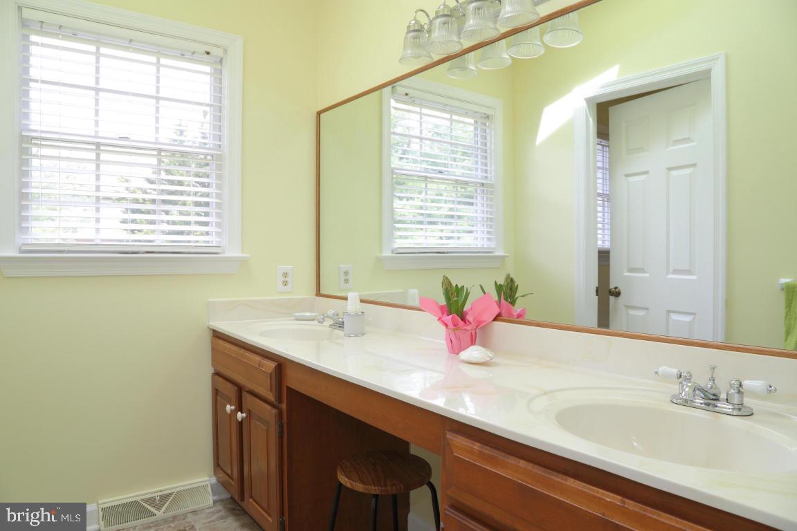 3145 Norcross Road Lancaster, PA 17603 - Photo 15 of 20 Gallery Image 15