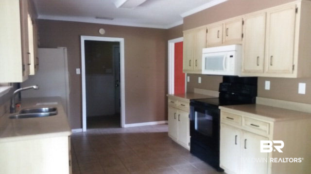 7205 Smithfield Road East Mobile, AL 36695 - Photo 5 of 12