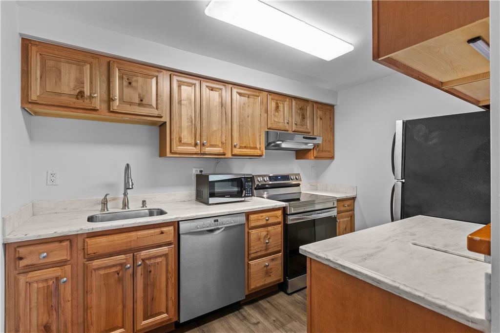 505 Hunters Path Road, Unit 31 Bridgeville, PA 15017 - Photo 11 of 27 Gallery Image 11