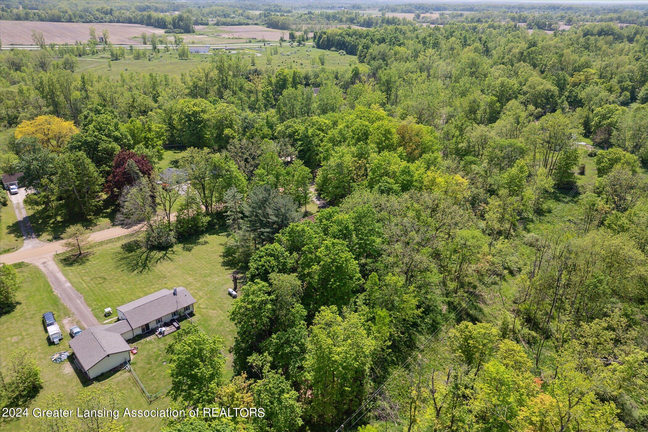 14312 McCrumb Road Eagle, MI 48822 - Photo 51 of 59 51-14312-McCrumb-Rd-Eagle-MI-48822-Windo