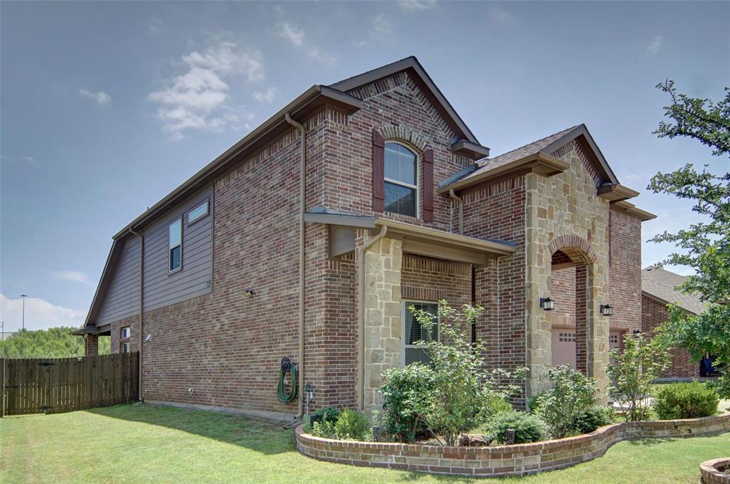 9828 Tule Lake Road Fort Worth, TX 76177 - Photo 3 of 37